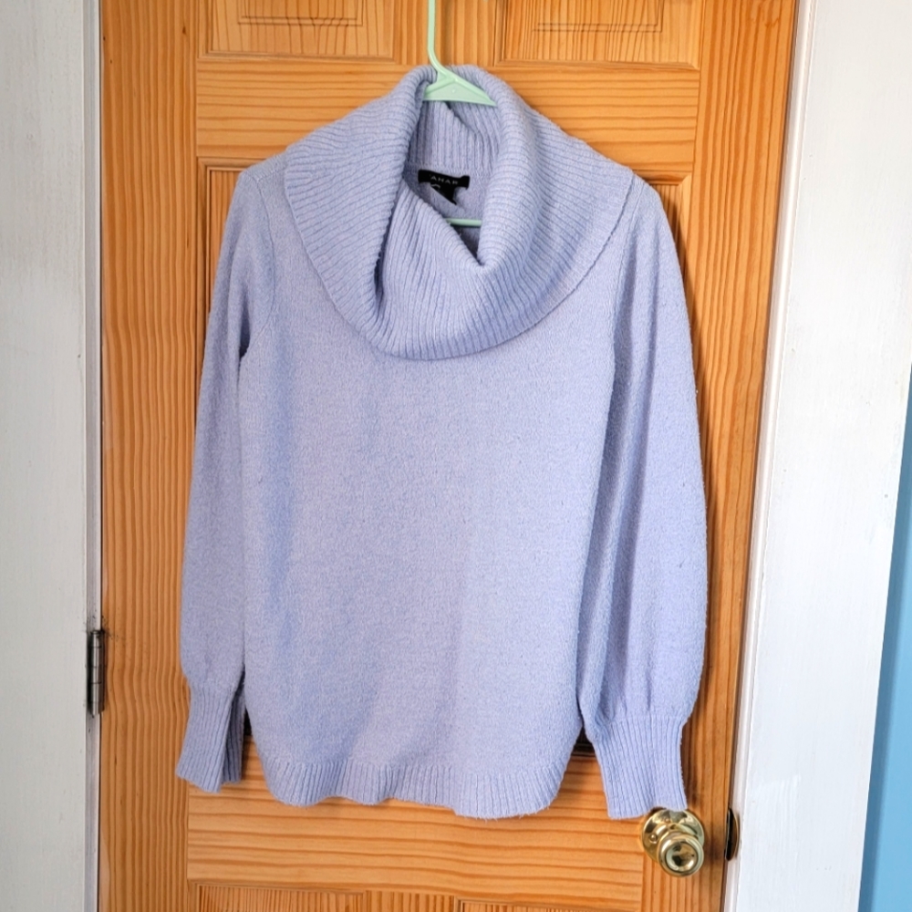 Tahari sweater